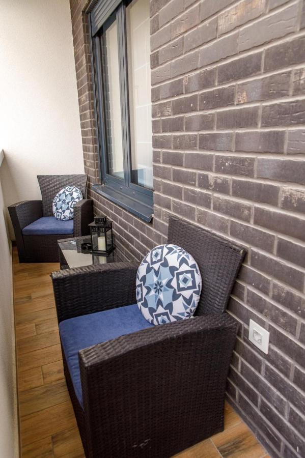 Dali Apartments Pupin Palace Novi Sad Dış mekan fotoğraf