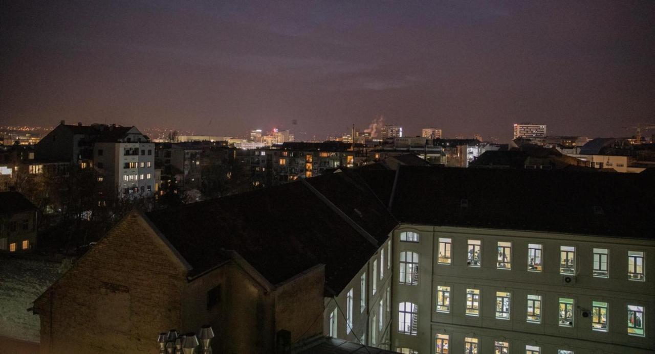 Dali Apartments Pupin Palace Novi Sad Dış mekan fotoğraf