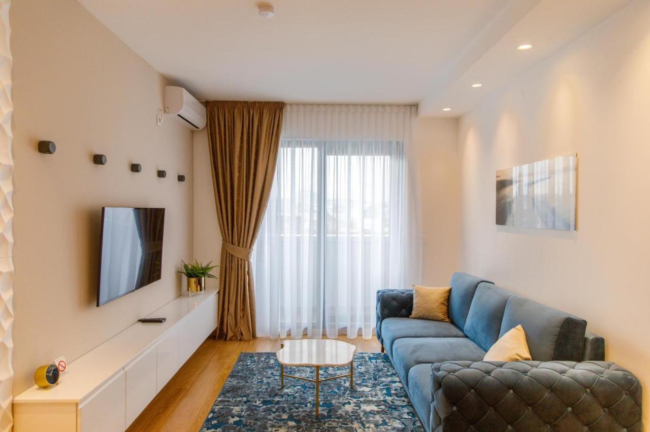 Dali Apartments Pupin Palace Novi Sad Dış mekan fotoğraf