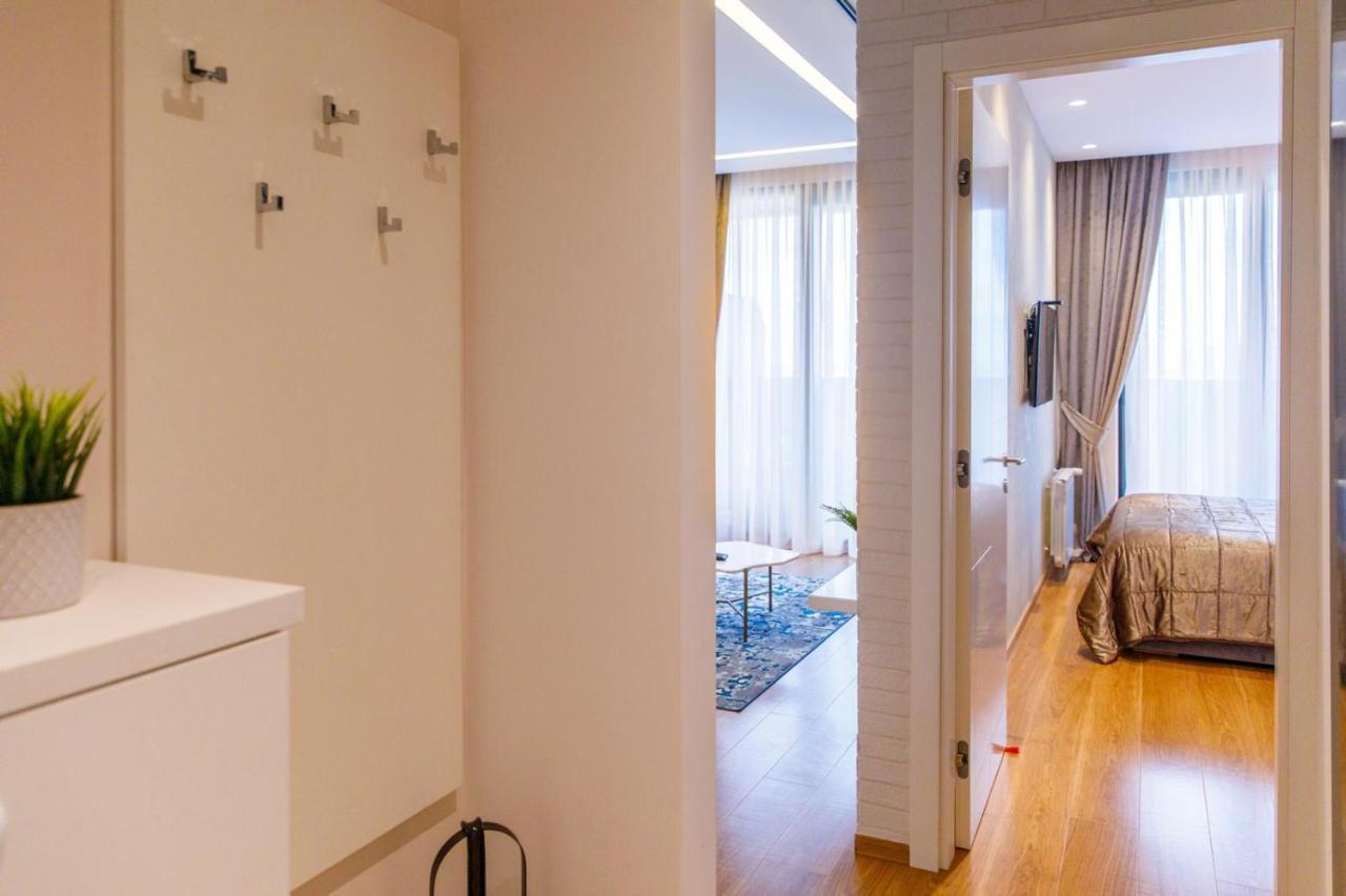 Dali Apartments Pupin Palace Novi Sad Dış mekan fotoğraf